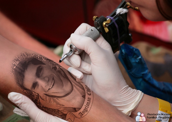 PhotoFunia Tatuando Normal 2016-02-08 11 19 55.jpg